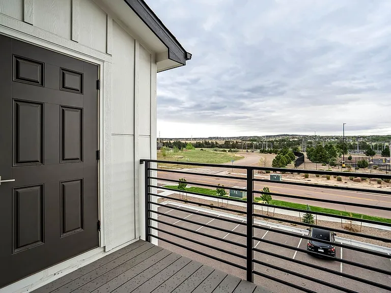 2232 Arikaree Hts #307 — Photo 33