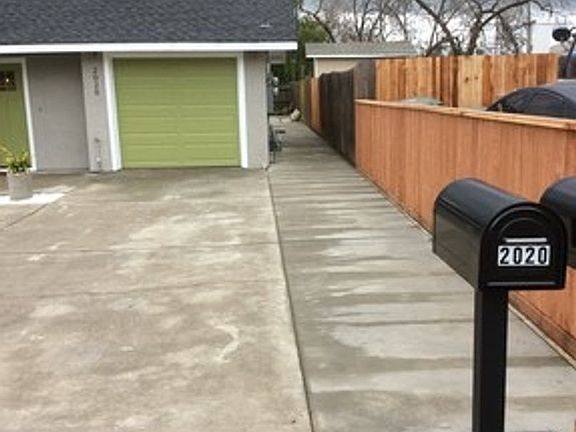 2nd image of 2016 Belmont Rd #0