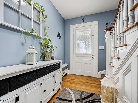 5th image of 21 N Lincoln Ave #3