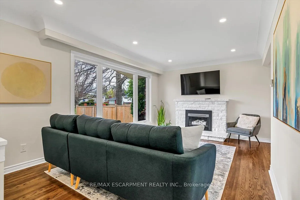 3 bed, $2,650 — Photo 3