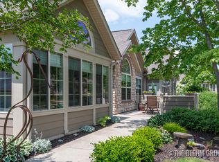 955 Bridge Crest Dr SE, Ada, MI 49301