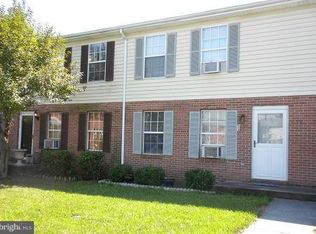 106 Nottoway Dr, Stephens City, VA 22655
