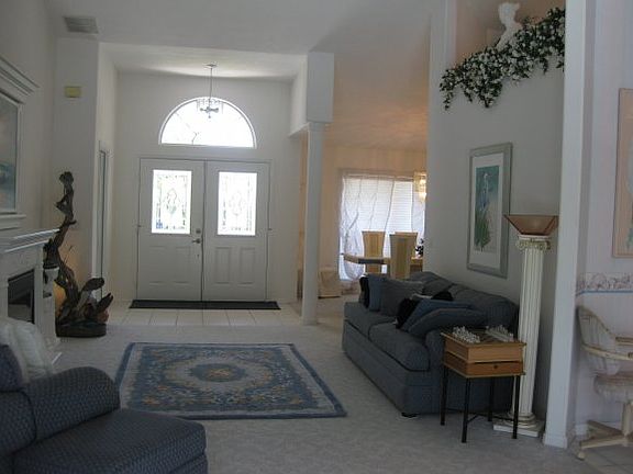 4th image of 1530 SE Pinwheel Dr