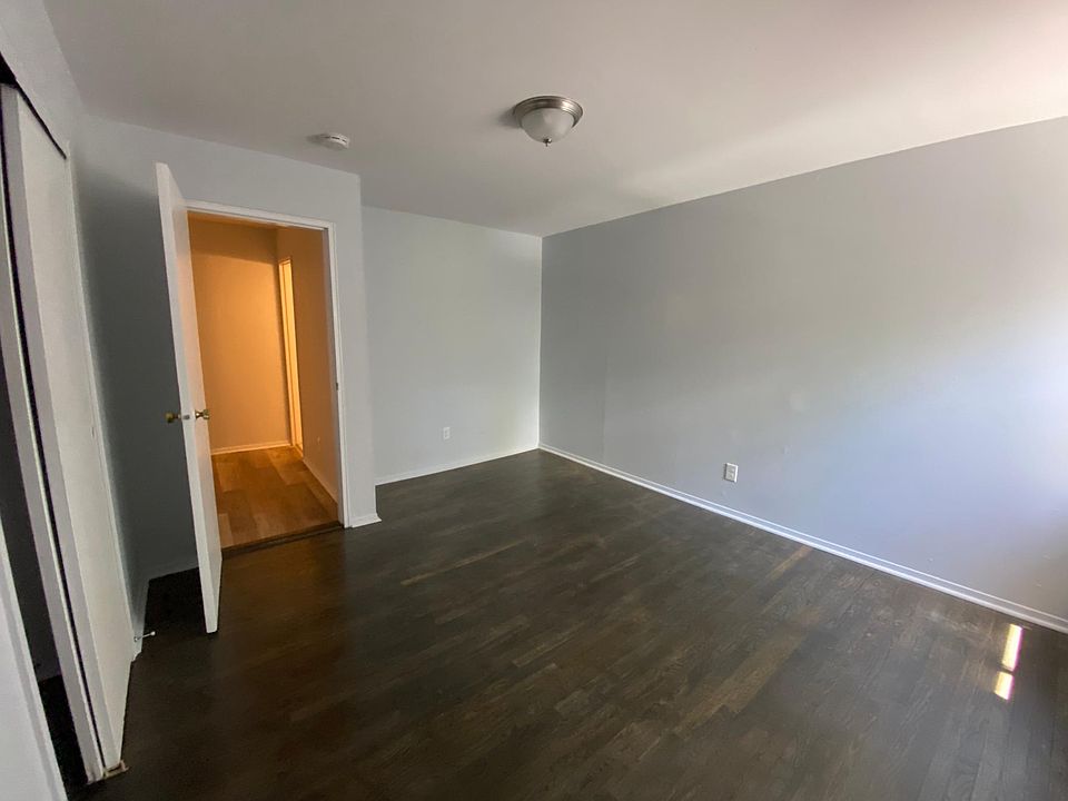 1st image of 250 McLean Ave #3F