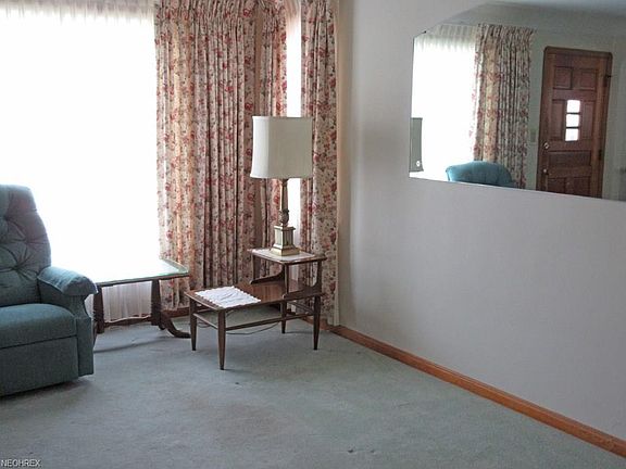 3rd image of 8403 Whittington Dr