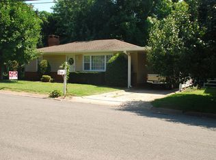 339 S Oak St, Cottage Hills, IL