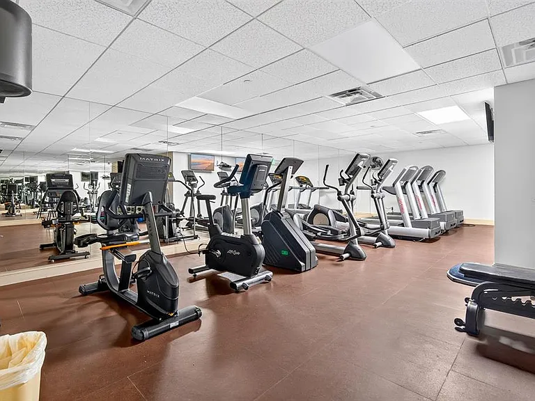 345 Bayshore Blvd #403 — Photo 39