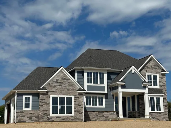 3321 Hideaway Dr SE, Caledonia, MI 49316