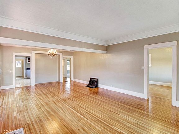 5th image of 3021 5th Ave
