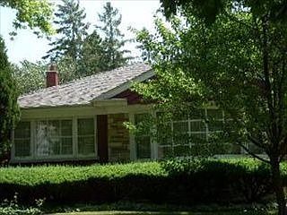 1st image of 4939 Woodland Ave