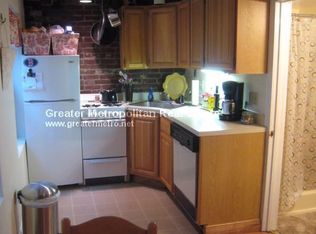 204 Endicott St #3E, Boston, MA 02113