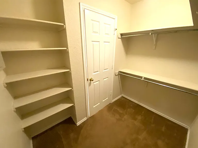 10411 Tollow Way — Photo 15