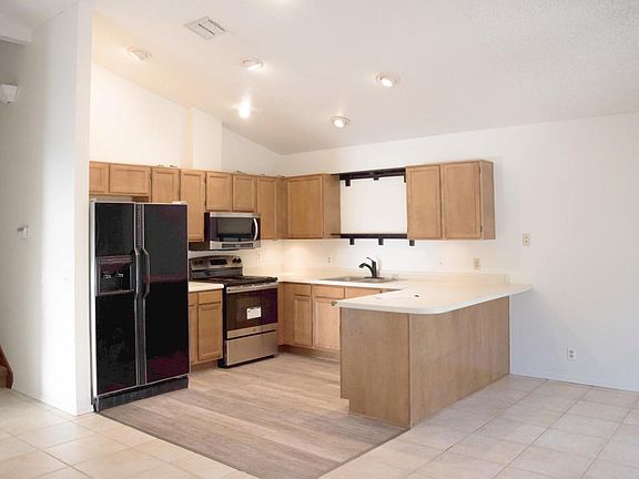 Kitchen 3