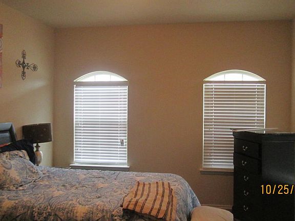 3rd image of 2021 Cranberry Ct