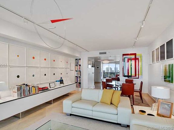 4th image of 17555 Collins Ave APT 2106