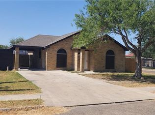 2608 Hawaii St, Weslaco, TX 78596
