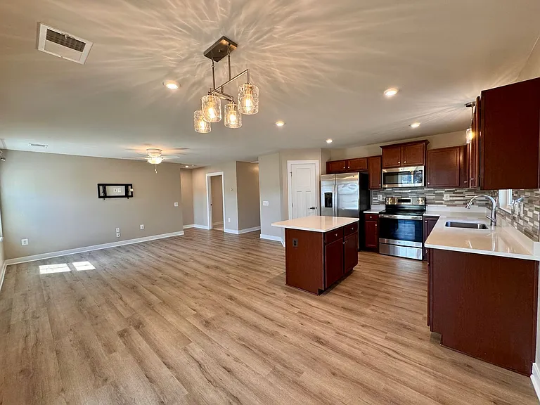 46 S Peak Dr — Photo 8