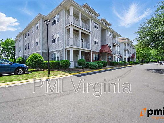 2nd image of 5317 Warminster Dr Unit 304