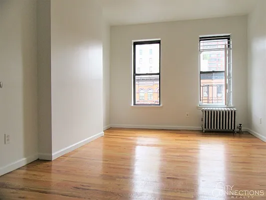 Rented by City Connections Realty | media 9