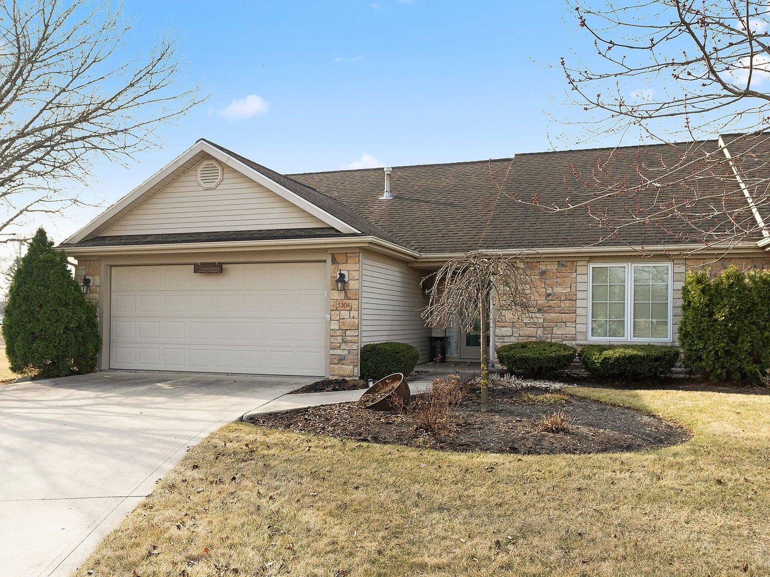 5306 Blossom Rdg, Fort Wayne, IN 46835 | Zillow