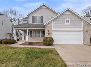 3671 Falling Leaf Dr SE, Kentwood, MI 49512