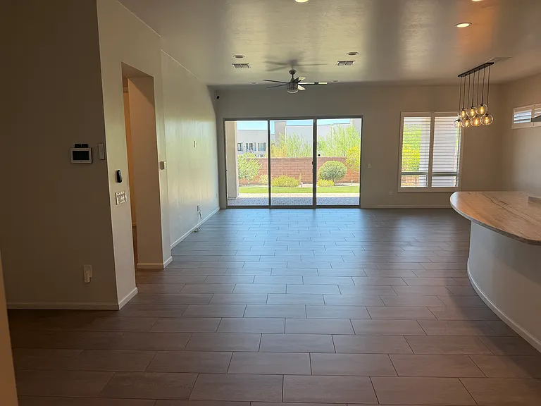 2057 W Revayah Pl — Photo 7
