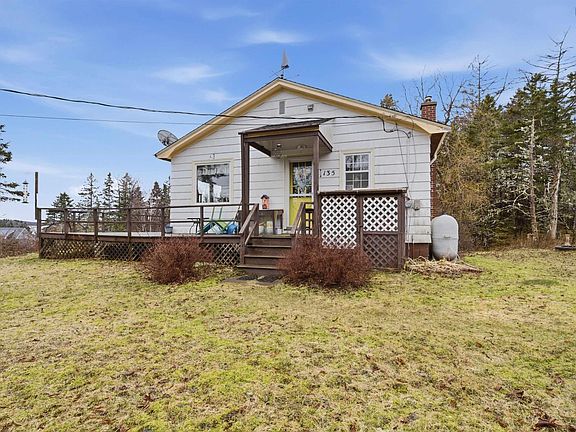 2nd image of 135 Redmonds Rd