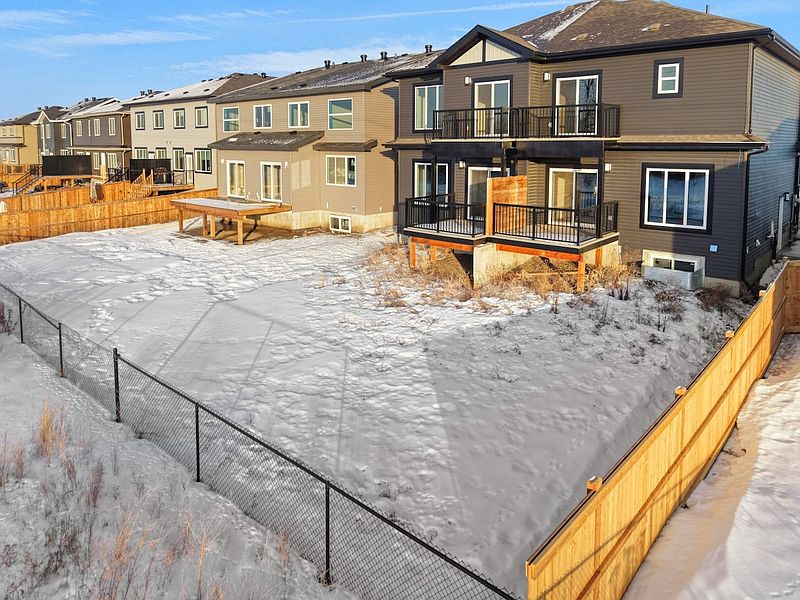 Fort Saskatchewan Townhouse for rent - 3 Bedrooms — photo 37