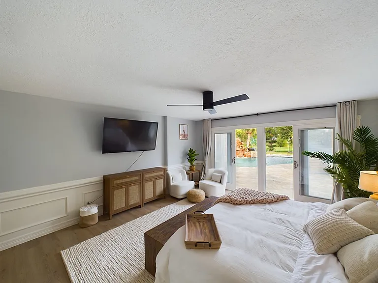 7702 Antoine Dr — Photo 21
