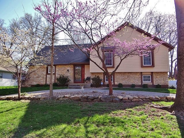 1st image of 5775 Bower Ave