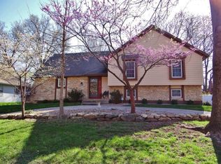 5775 Bower Ave, Kansas City, MO 64133