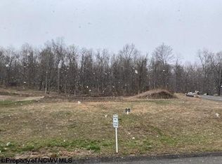 125 White Pnes, Morgantown, WV 26508