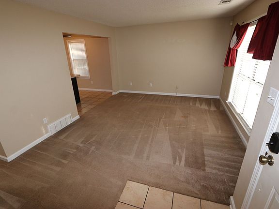 3rd image of 1622 Sorghum Mill Dr