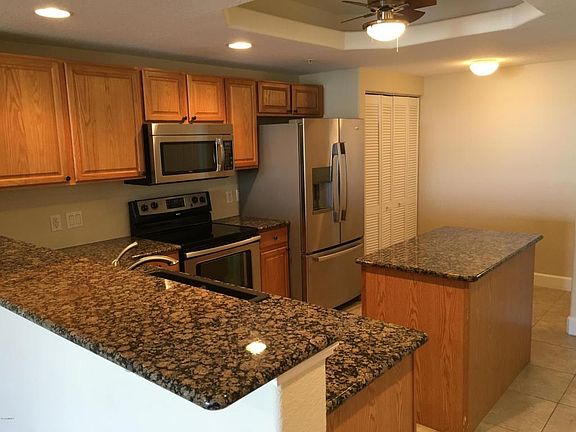 4th image of 806 Mystic Dr APT 307