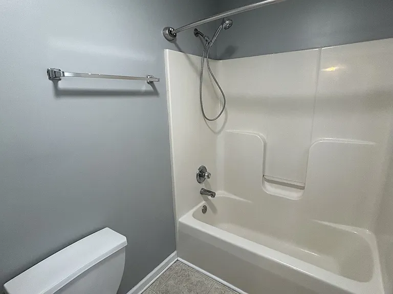 808 Leigh Ann Dr — Photo 16