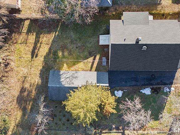 5th image of 243 Grove Street