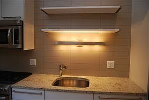 3rd image of 4004 N Hermitage Ave