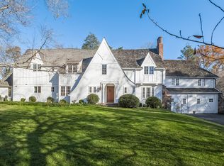 90 Brookside Rd, Darien, CT 06820