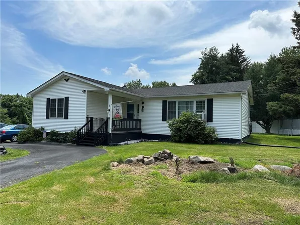 3 Bittles Place, Rock Tavern, NY 12575