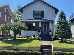 88 Shenango Blvd, Farrell, PA 16121