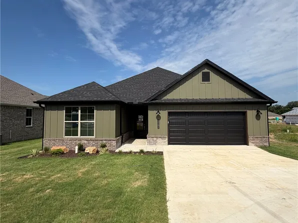 2302 Cassidy Ct, Siloam Springs, AR 72761