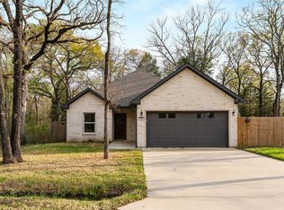 145 Barcelona St, Mabank, TX 75156