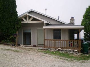 7023 Deer Run, Manhattan, KS 66503