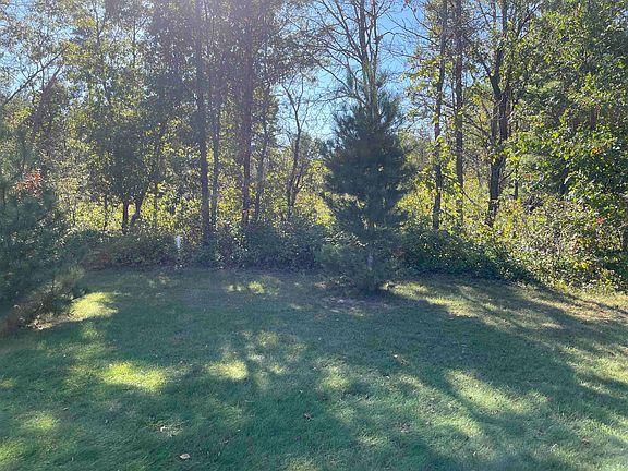 4th image of 424 13th Dr