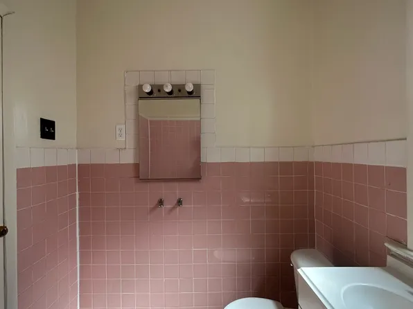 198 Delaware Avenue image 6 of 19