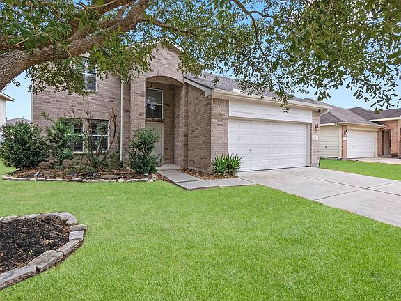 3rd image of 2127 Pickwick Pines Dr