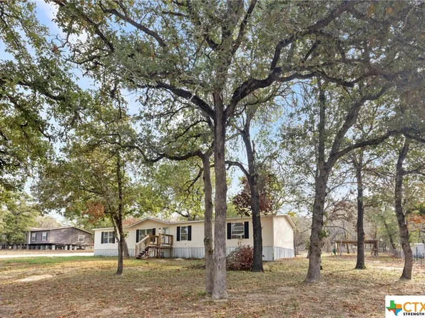 104 Encino Bonito, Adkins, TX 78101