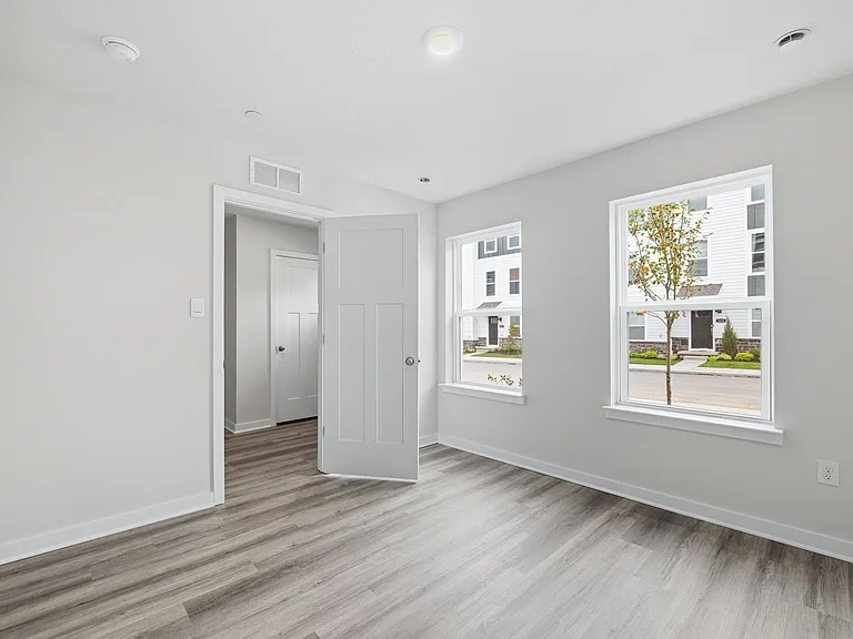 524 Cooper St — Photo 11