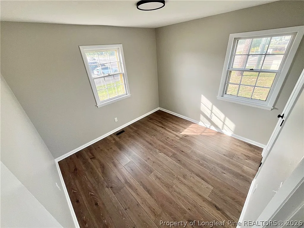 3 bed, 1.0 bath, 1159 sqft, $1,450 — Photo 4