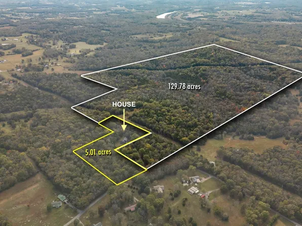 247 Carter Ln, Castalian Springs, TN 37031